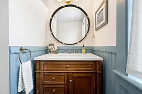 Steps to Beach & Downtown OGT - Screened in Porch - Image 4