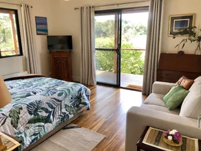 Balingup Camellia Suite - Marian Ponds... Beautiful gardens and swimming pool   - Image 5