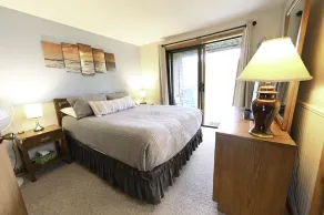 Ren hyggelig 1 bdrm. 1 bad. Udsigt over bjerg på golfbane, adgang til pool, WiFi! - Image 4