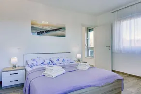 Holiday apartment with air conditioning - Image 3