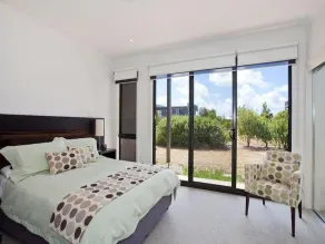Bekvämt, rent och modernt i ett idealiskt lugnt läge - Image 5
