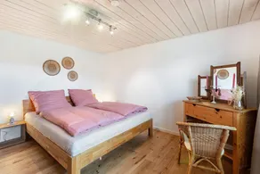 Holiday Apartment 'Käppeleblick' with Mountain View, Private Terrace and Wi-Fi - Image 5