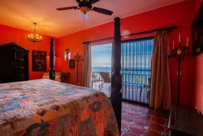 Fully Remodeled Ocean Front Private Home with Private Pool and Beach Access - Image 5
