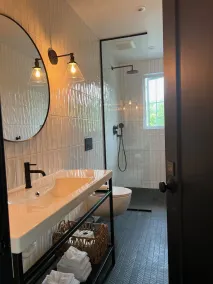 Maison Huberdeau – Design, River, Spa & Tremblant 18 min - Image 5