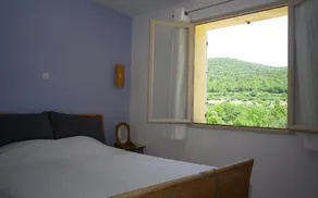 Gîte Amethyste dans villa á la campagne Centre Var - Image 2