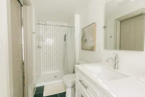 Quaint Vintage Reno in Manheim - Image 2