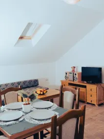 One Bedroom Apartment with Bacony and Sea View - Image 5