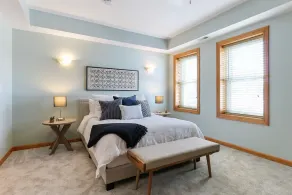Suite 725 on Main |Recently Face-Lifted |Walkable Dwntwn Condo |Parking |Dining |Nightlife |Shopping - Image 4