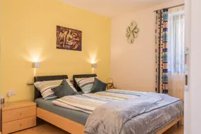 Ferienwohnung 'Schlernblick' mit Bergblick, Garten & WLAN - Image 5