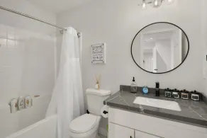 Brand New Designer's Modern 1BR Home 1min to I-5 - Image 3