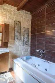 Stone and Wood Villa - Image 3