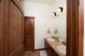 Luxury Condo by Main Plaza - Walk to Slopes - Deck with Amazing Views - Image 3