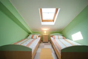 Studio apartment in a top location in Porec, 50 meters from the beach, air conditioned - Image 3
