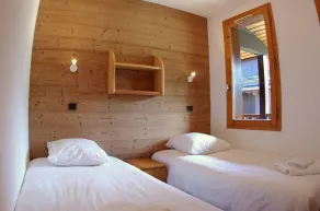 50m from ski slopes, 10th floor, view panoramic, balcony, ski locker, 28m², Valmorel - Image 3