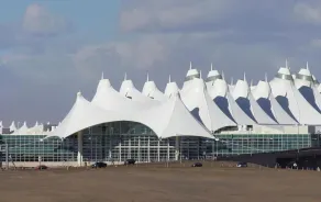 Airport Lay Over - Image 5