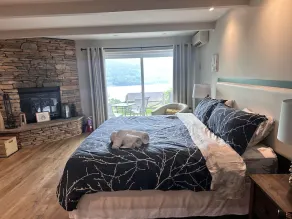 Superb suite with magnificent lake and mountain views - Image 5