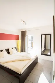 Apartamento recém-construído (em um local tranquilo, boas ligações de transportes, estacionamento gratuito - Image 5