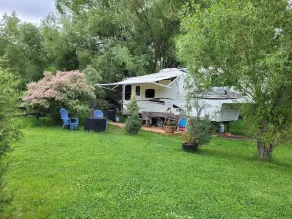 Unik Yellowstone Camping Glamping Getaway.   RV på Solo Sight m / Fuld tilslutning - Image 5