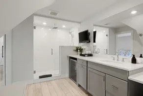 Verstecktes Juwel am Tor zur Innenstadt von Traverse City * NEUES Listing 2019 * - Image 4