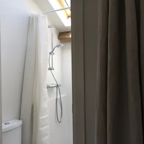 Bor på skyer i den store vidde i det sydlige Morvan - Image 4