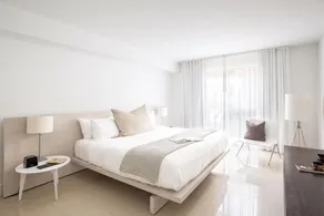 Spacious 1 Bedroom-1 Bathroom with Terrace Steps Away from Bal Harbour Beach - Image 2