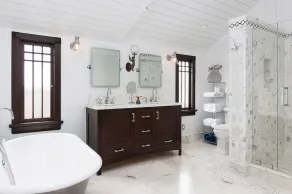 Private Coastal Retreat ~ Walking Distance To Beach - Image 2
