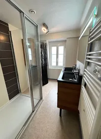 Charming apartment with character - Image 3