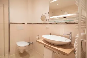 Chambre double 2 - Hotel garni Berlin - Image 5