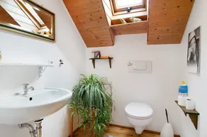 Holiday Home 'Reis' with Shared Pool, Private Terrace and Wi-Fi - Image 2