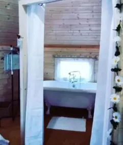 ZEcamping 3 étoiles animaux acceptés sauna locatif TV 31m2 4 pers - Image 3