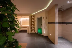Hotel Monte44 - Image 3