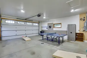 Game Room + Views: Family Retreat on Silver Lake - Image 3