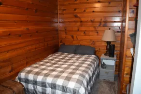 Non Smoking-Rustic Suite, Outside The Heart Of Upper Michigan-Escanaba - Image 5
