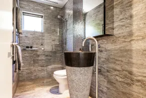 Dromana Relaxation Escape by Ready Set Stay- Positioned on a cliff & WiFi - Image 4