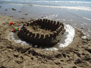 Maison Avec Jardin Dans Environnement Calme à 5' de la Plage - Image 5