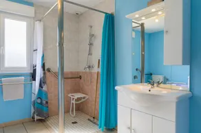 Petite house \"Gîte Sanglier\" with shared terrace, Wi-Fi, and air conditioning - Image 3