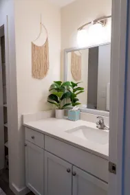 Madrona's Cottage B - Image 5