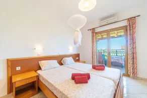 Apartment 'Giannis  8' with Shared Garden, Wi-Fi and Air Conditioning - Image 4