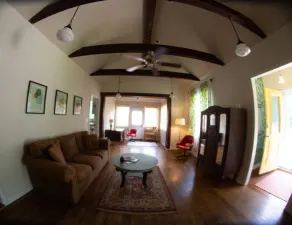 Fondren Cottage - close to restaurants, hospitals. Cozy & comfy! - Image 5