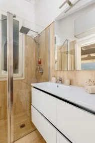 Le quai de la Villa Sardagna - Image 2
