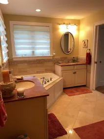 Mashpee Vacation Home. Walking distance to South Cape Beach. 3-5 Bdrm. 2.5 Baths - Image 5