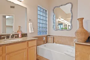 Desert oasis by north Scottsdale - Image 5