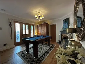 Luxury Surrey Hills 5BR with hot tub, set in woodland - Image 3