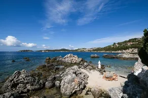 Villa Veneziana – Villa de Luxe en Bord de Mer avec Plage Privée et Piscine - Image 5