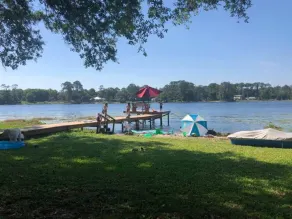 Nice quiet lakefront home with great fishing ! - Image 2