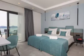 Luxury Villa Maris with infinity pool - Image 2