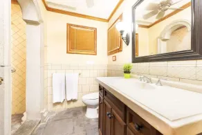 Luxury 2 BR Condo, a piedi dalla spiaggia! - Image 2