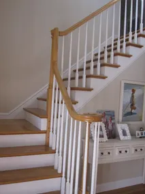 Mashpee Vacation Home. Walking distance to South Cape Beach. 3-5 Bdrm. 2.5 Baths - Image 2