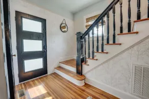 Hawthorn House Remodeled 3BR Walk to Town! - Image 2