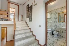 Villa Eva: Leggiuno 5-Bed Villa for Families & Groups (Sleeps 10) - Happy Rentals - Image 2